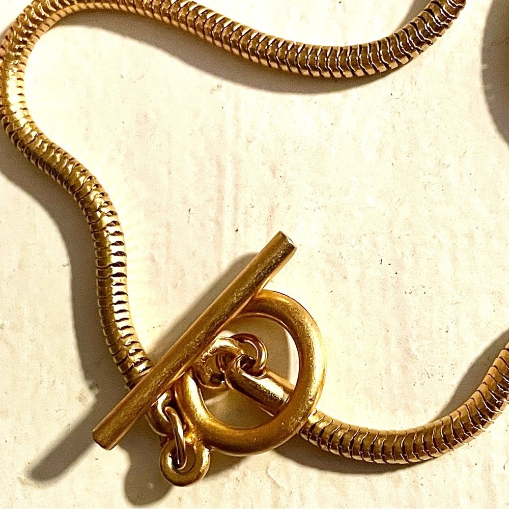 Vintage Resin Amber Heart Necklace Gold Snake Chain Chunky Statement EUC Retro - Picture 3 of 9